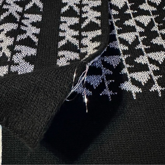 Michael Kors Scarf Black Silver Metallic MK Logo Monogram Designer - Picture 3 of 12